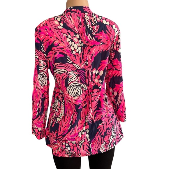 Lilly Pulitzer Sarasota Tunic Long Sleeve Vneck Blouse A Jungle in Here Print - Picture 6 of 9